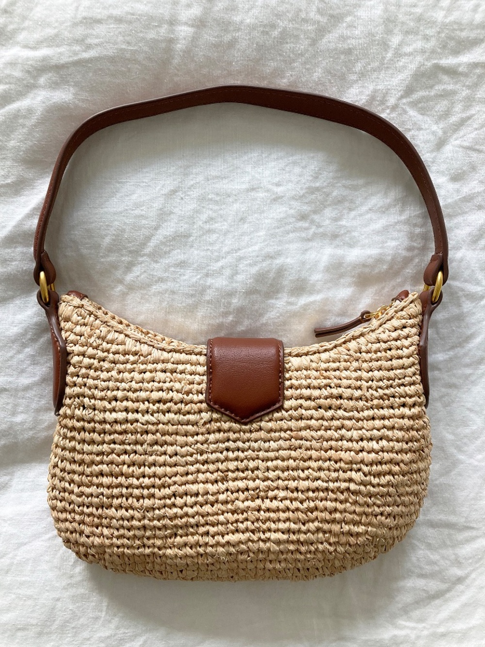 NWT J. Crew Berkeley Buckle Shoulder Bag in Handknotted Straw - Picture 2 of 9